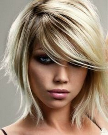 Coupe cheveux long moderne