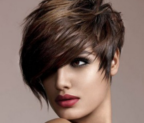 Coupe courte femme fashion