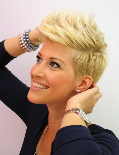 Coupe courte femme tendance 2014