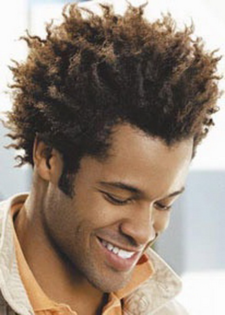 Coupe de cheveux afro homme