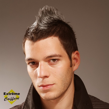 Coupe de cheveux crete homme