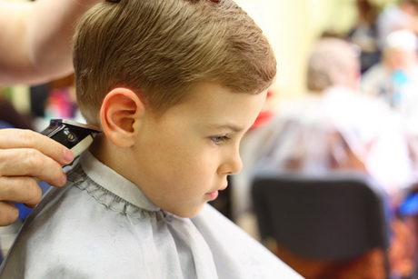 Coupe de cheveux enfant garçon