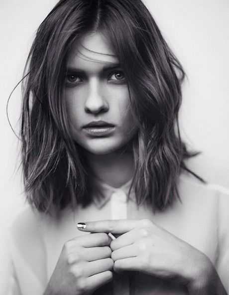 Coupe de cheveux mi longs 2015