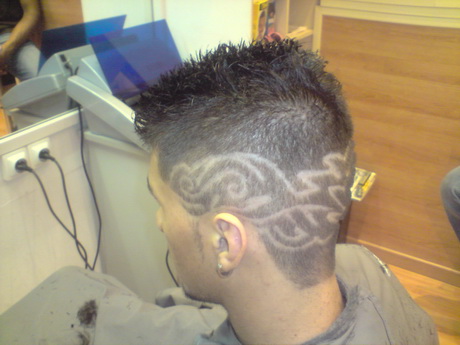 Coupe tribal homme