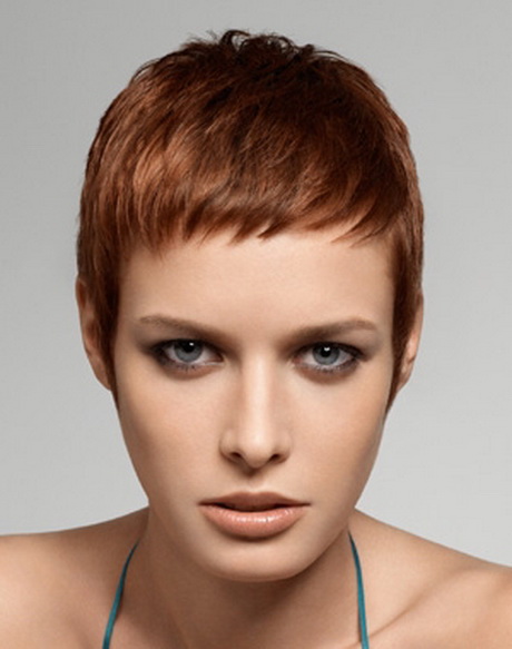 Coupes femme courtes
