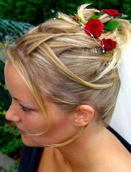 Fleurs coiffure mariage