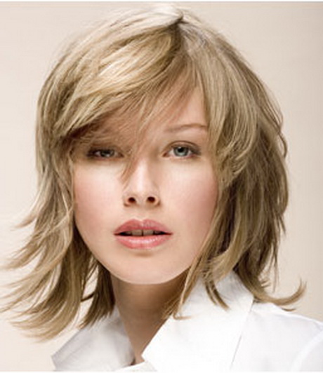 Model de coupe de cheveux femme