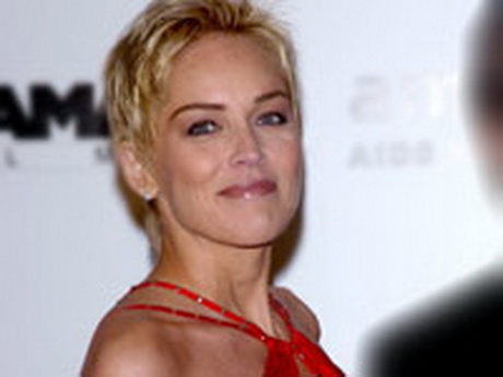 Sharon stone cheveux courts