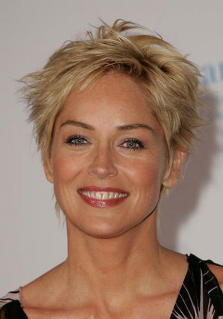 Sharon stone cheveux courts