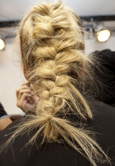 Tresse cheveux longs