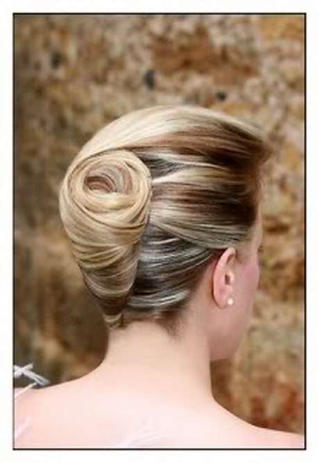 Faire un chignon banane