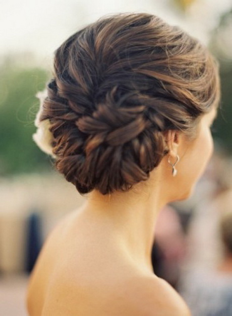 Coiffure pour témoin de mariage