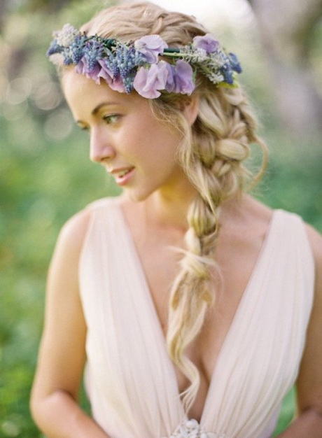 Coiffure mariage couronne de fleurs