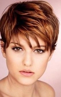 Coupe tendance cheveux courts 2018