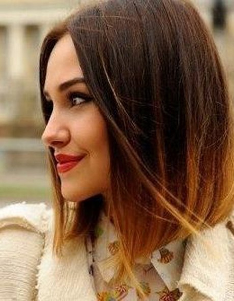 Cheveux long carré plongeant