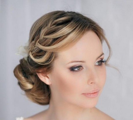 Coiffure de mariée avec tresse