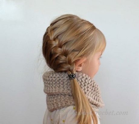 Coiffure enfant tresse