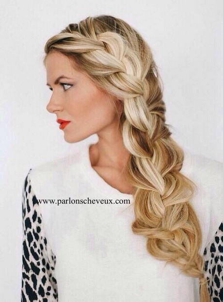 Coiffure tresse lache