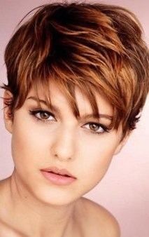 Coupe de cheveux femme visage rond 2017