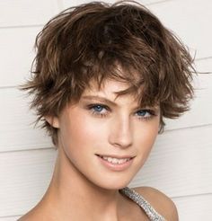 Coupe de cheveux court pour femme 2019