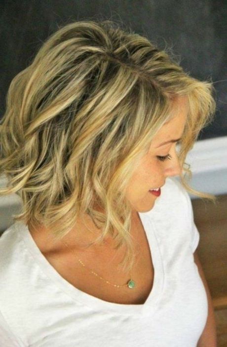 Coupe de cheveux pour femme de 50 ans 2019