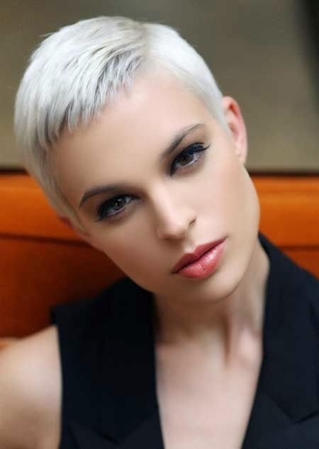 Coupe femme tres courte tendance 2019