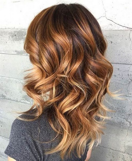 Couleur cheveux long 2018