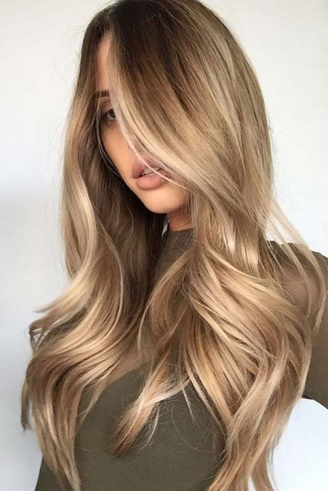 Couleur cheveux long tendance 2018