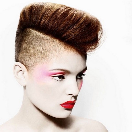 Coupe femme tres courte tendance 2018