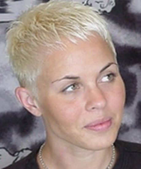 Coupe femme tres courte tendance 2018