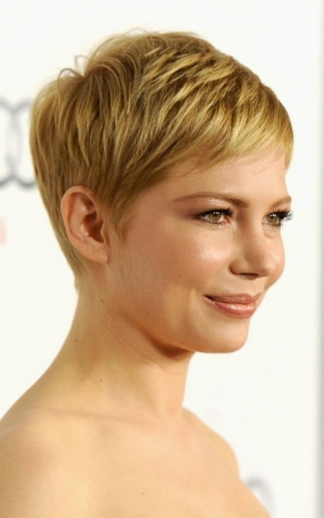 Coupe femme tres courte tendance 2018