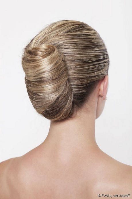 Cheveux en chignon