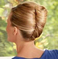 Chignon banane cheveux longs