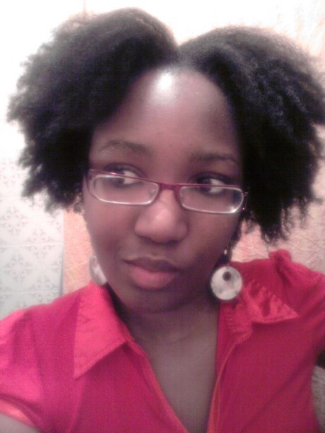 Coiffure afro naturel femme