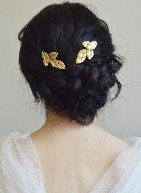 Coiffure avec pince à chignon