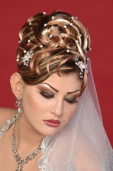 Coiffure femme arabe