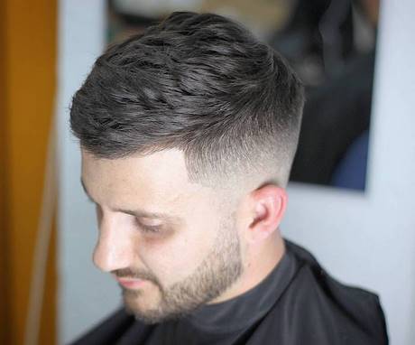 Coupe de cheveux homme court 2019