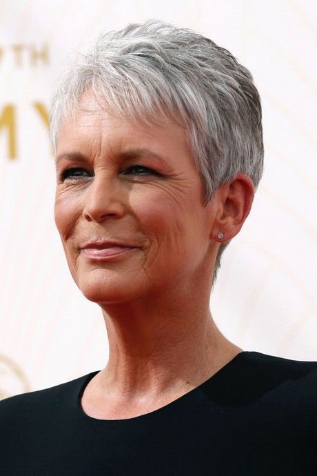 Coupe de cheveux pour femme de 60 ans 2019