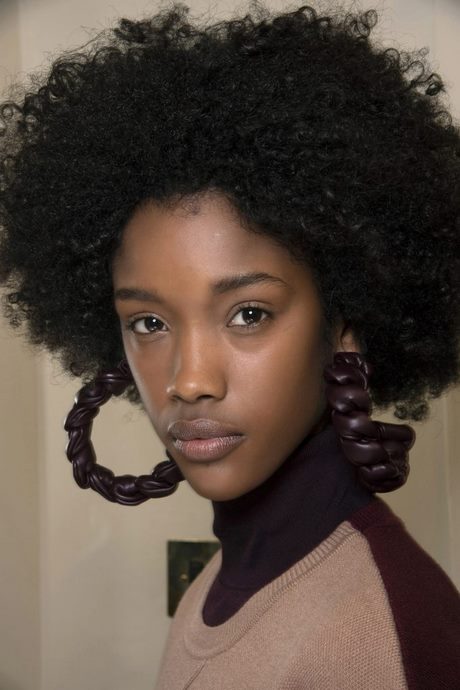 Coiffure afro tendance 2021