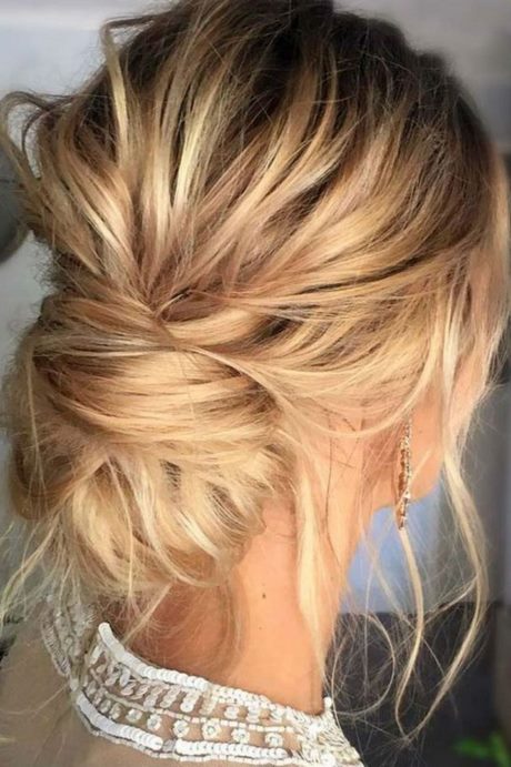 ﻿Coiffure mariage cheveux mi long 2021