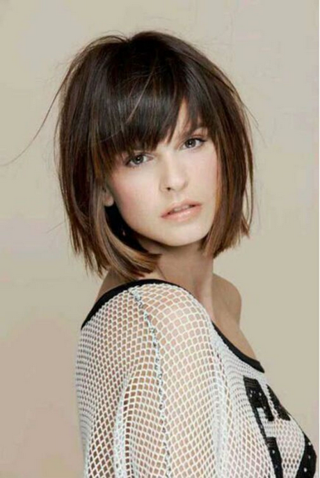 Tendance coupe courte femme 2021