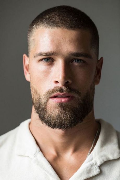 Cheveux homme 2023