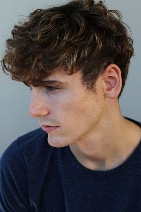 Cheveux homme 2023