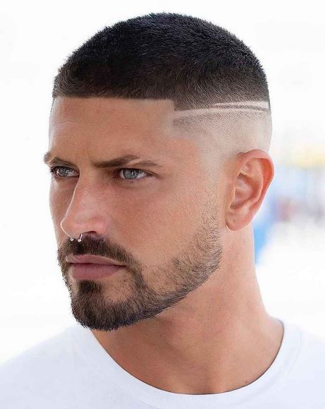 Coupe cheveux court homme 2023