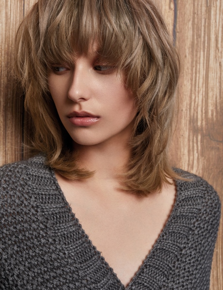 Coupe de cheveux courte femme tendance 2020