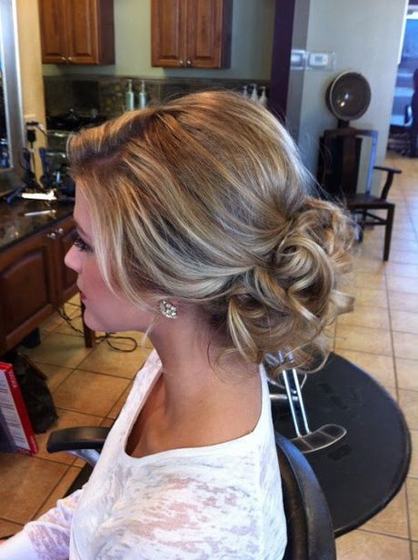 Chignon mere dela mariee