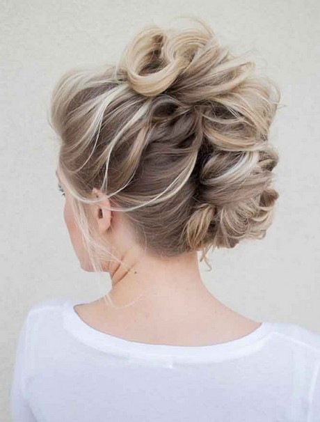 Coiffure femme pour mariage invité