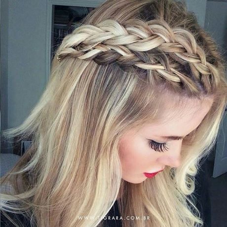 Coiffure simple avec tresse