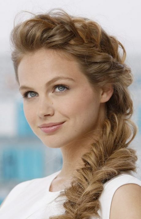 Coiffure tresse mariage cheveux mi long