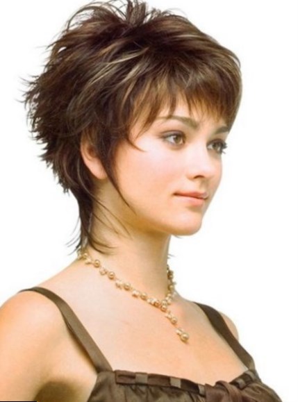 Coupe courte femme degradee